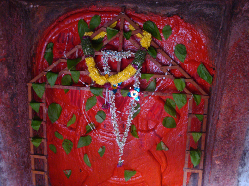 Information Kurumurthy temple is located on a hillock near ammapuram village. The presiding deity is Lord Venkateswara  